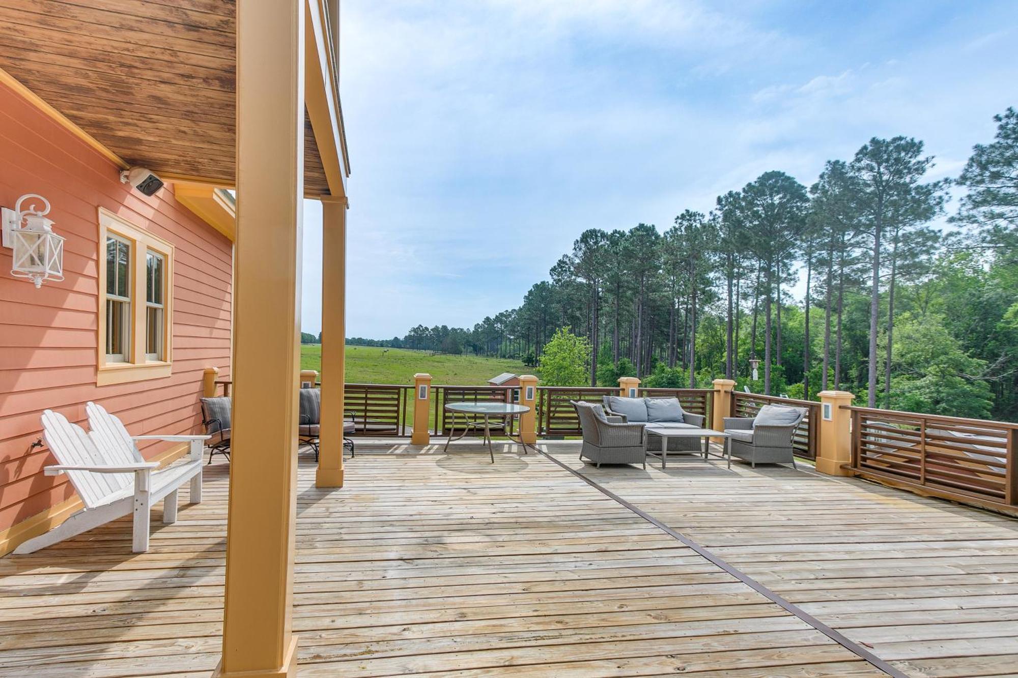 Secluded Home With Deck - Near Downtown Fitzgerald! Luaran gambar