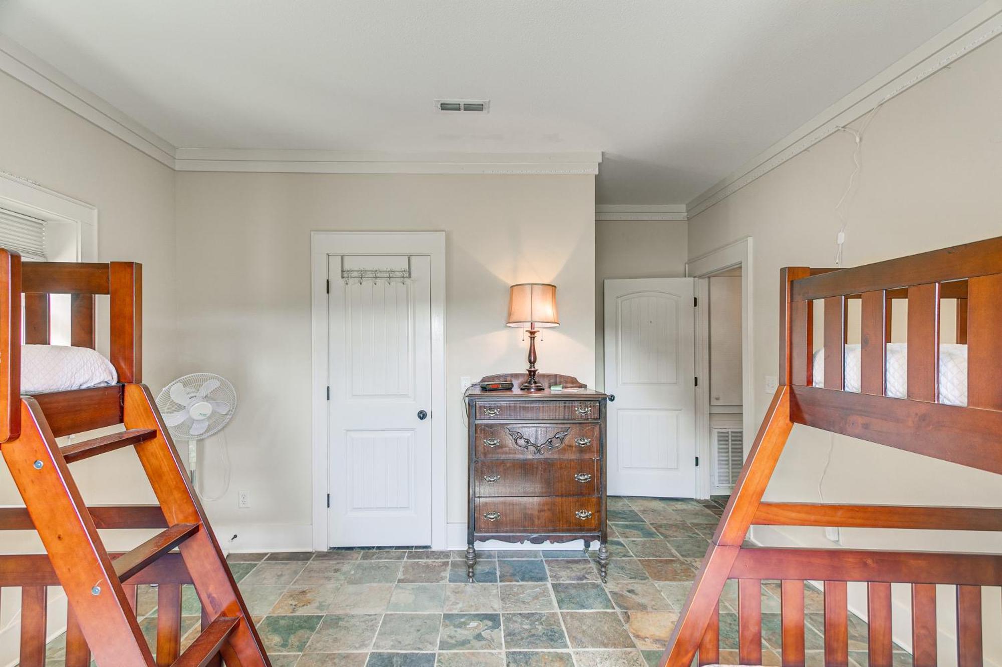 Secluded Home With Deck - Near Downtown Fitzgerald! Luaran gambar